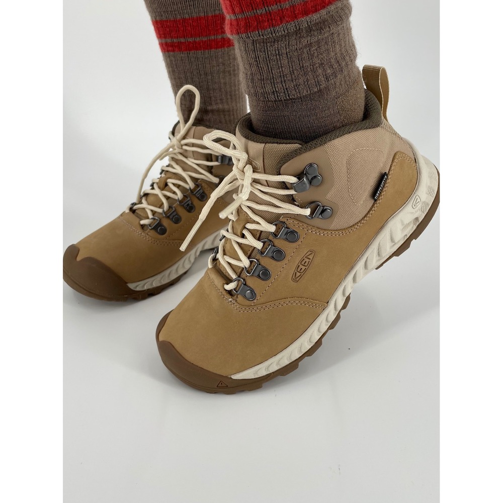 KEEN NXIS Explorer Mid WP Hiking Boots‎ Size 9.5 Safari Birch NIB $180 Retail